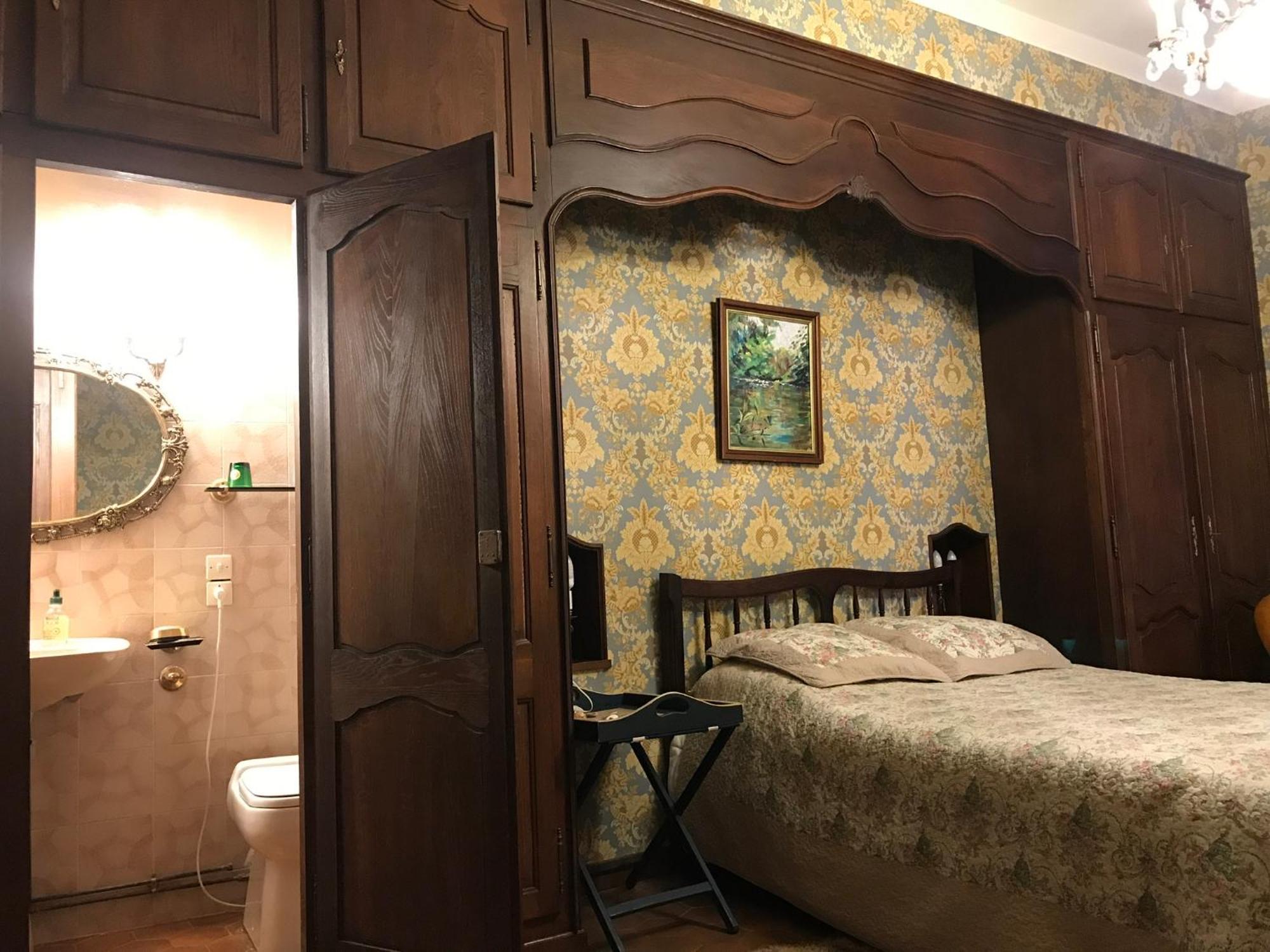 Chez Les Artistes 호텔 Servian 외부 사진
